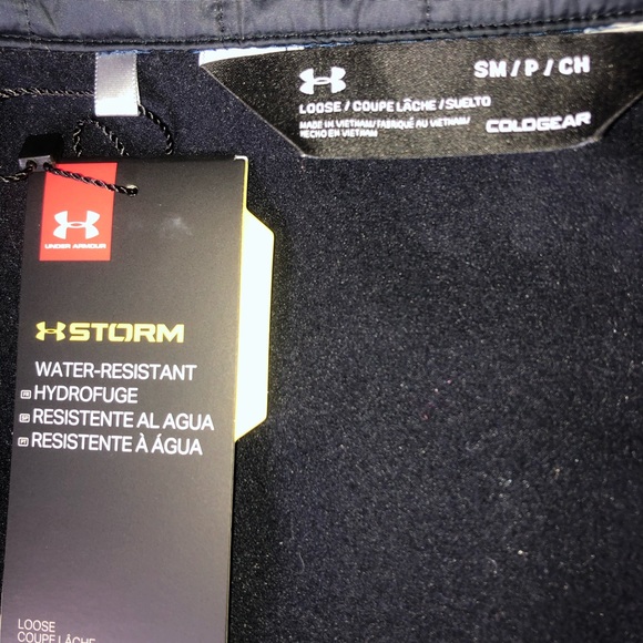 Under Armour windbreaker - Picture 2 of 4